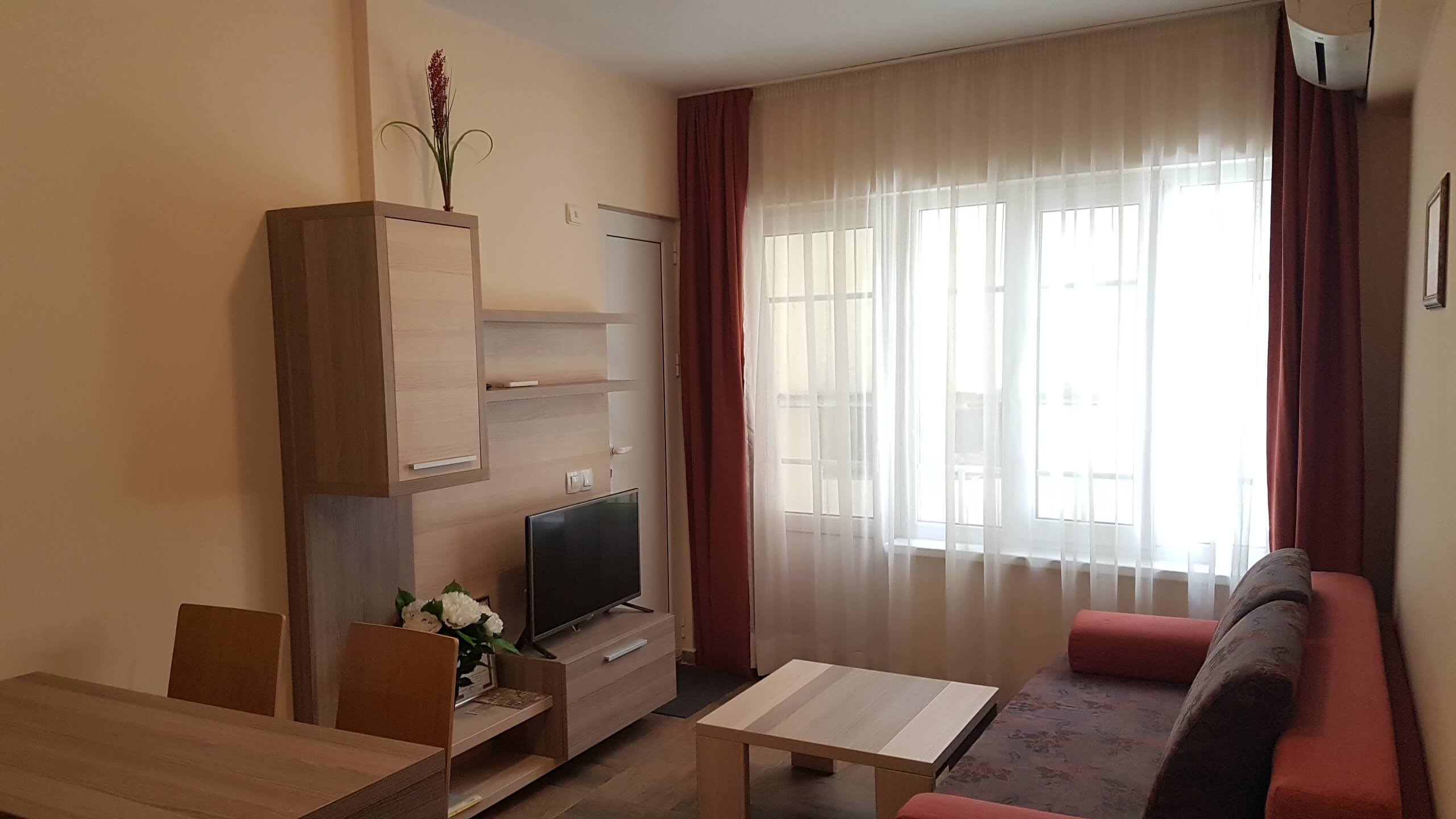 Image from Apartment 4